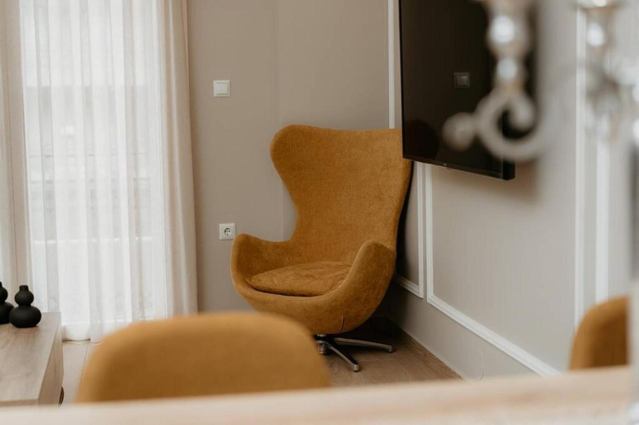 Satus Finem Egnatia'S Luxury Apartment Salonicco Esterno foto